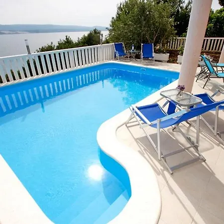 Adriatic Blue With Pool شقة