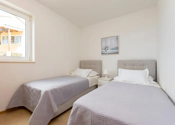 Adriatic Blue With Pool Appartement