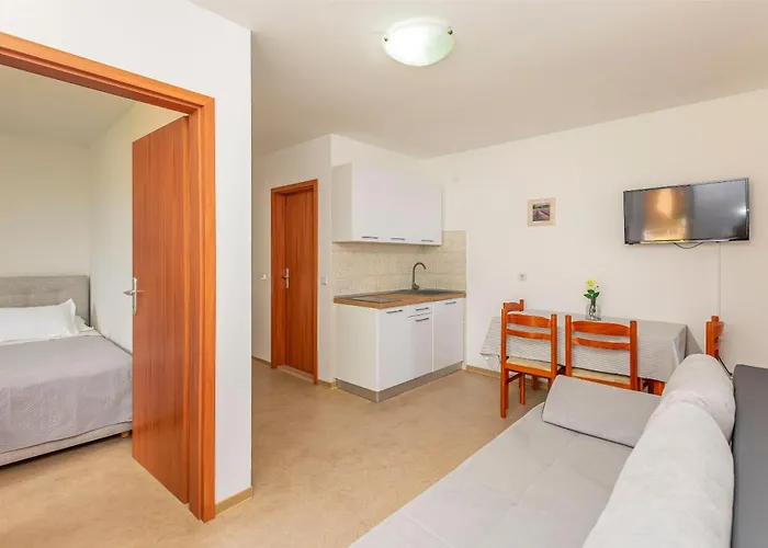 Adriatic Blue With Pool Appartement
