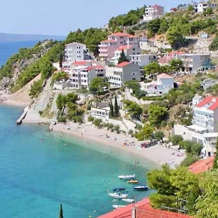 Adriatic Blue With Pool Apartment